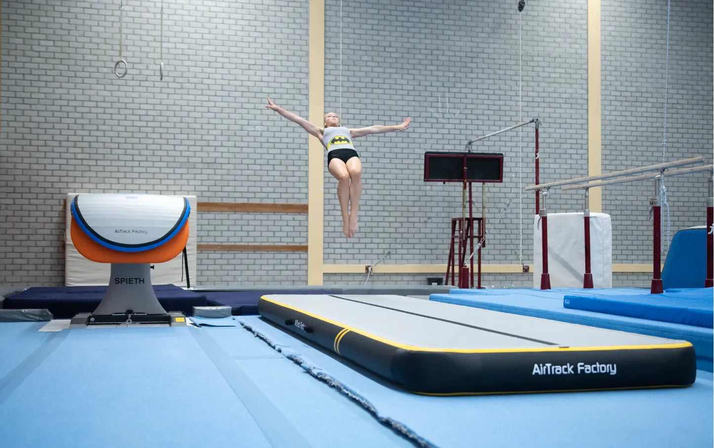 AirTrack Spark